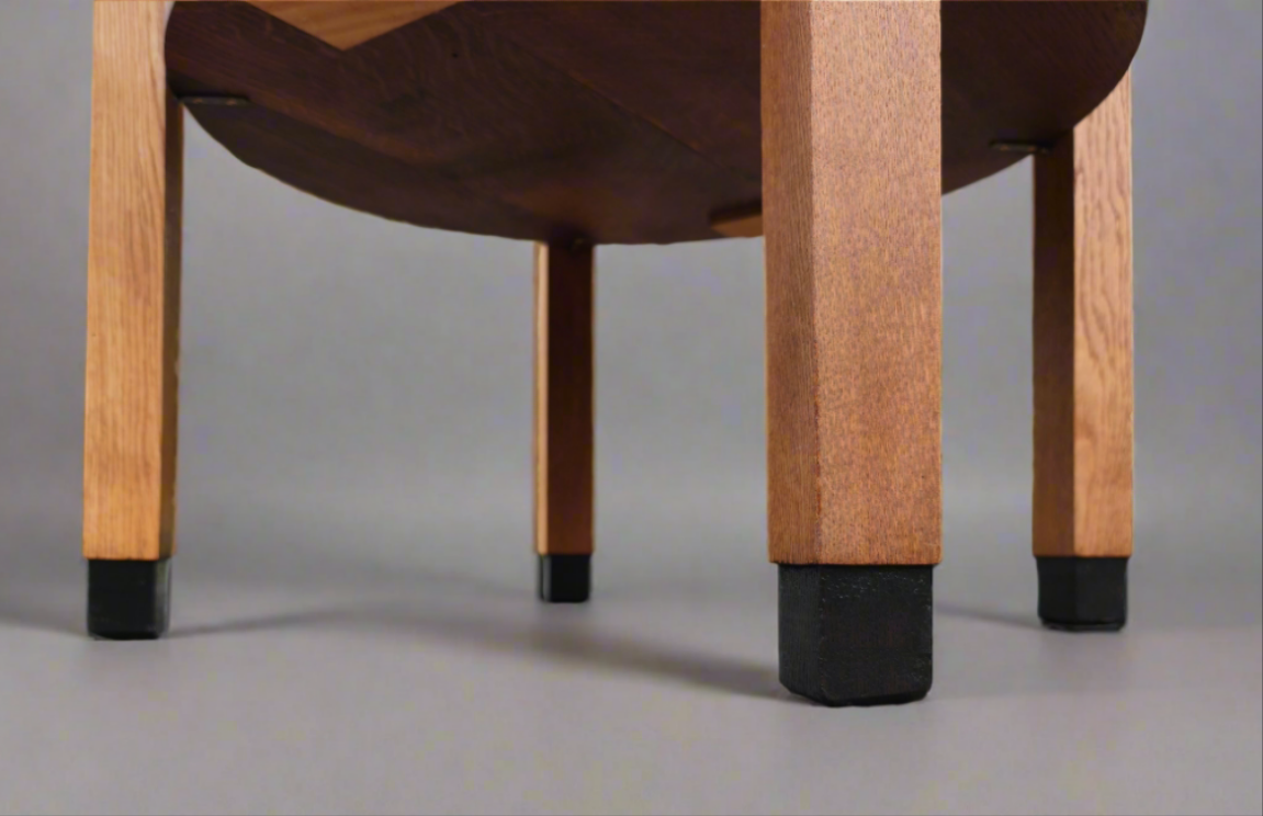 Haagse School Oak Side Table – 1930s Dutch Design