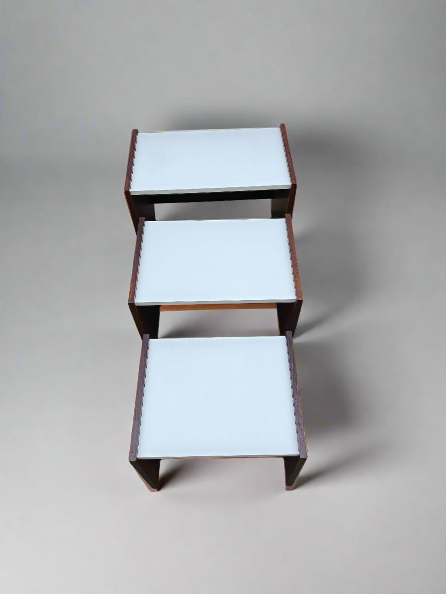 Pastoe Japanse Serie nesttafels – Cees Braakman – gerestaureerd (set van 3)