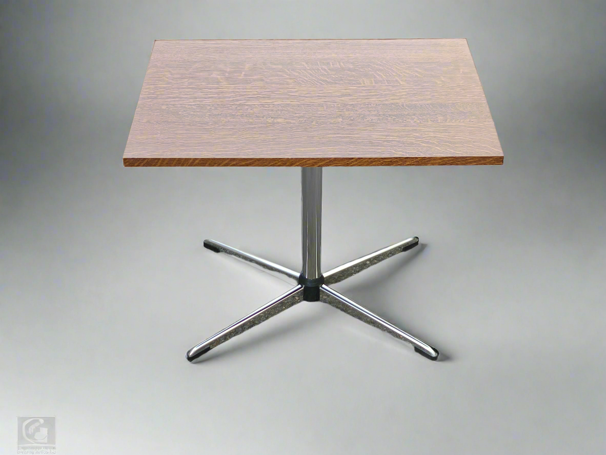 Mid-Century Bijzettafel met Chroom en Houtfineer
