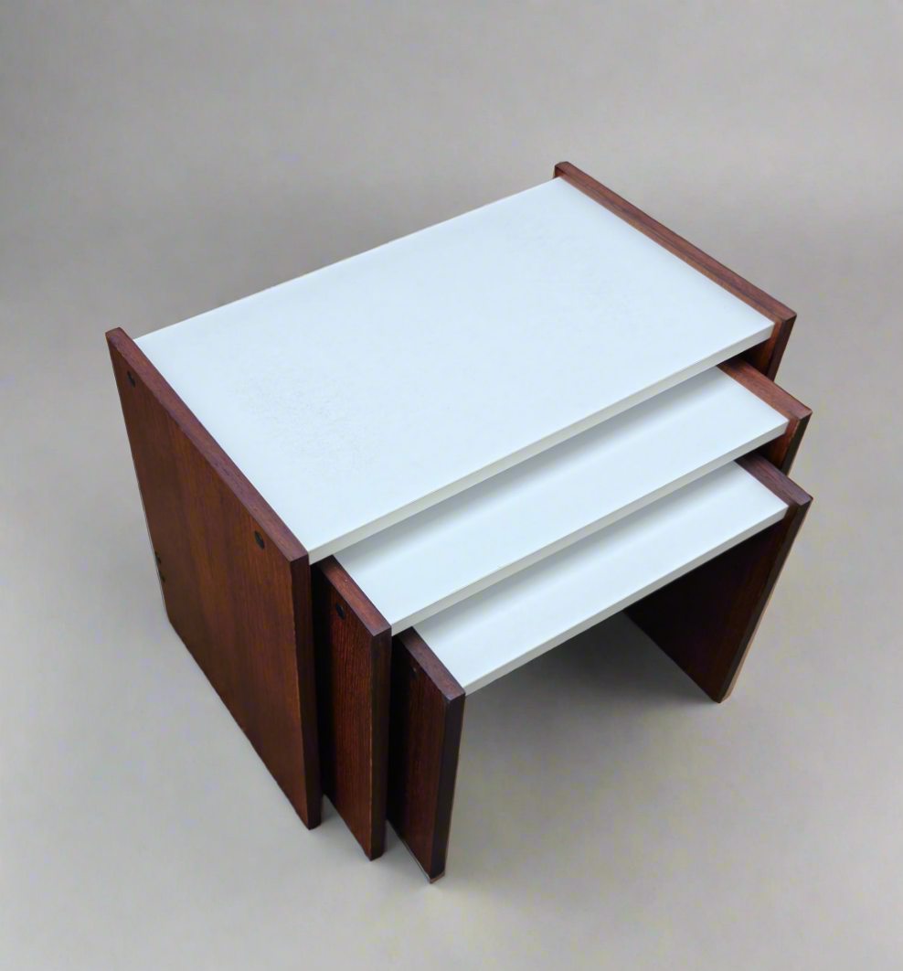 Pastoe Japanse Serie nesttafels – Cees Braakman – gerestaureerd (set van 3)