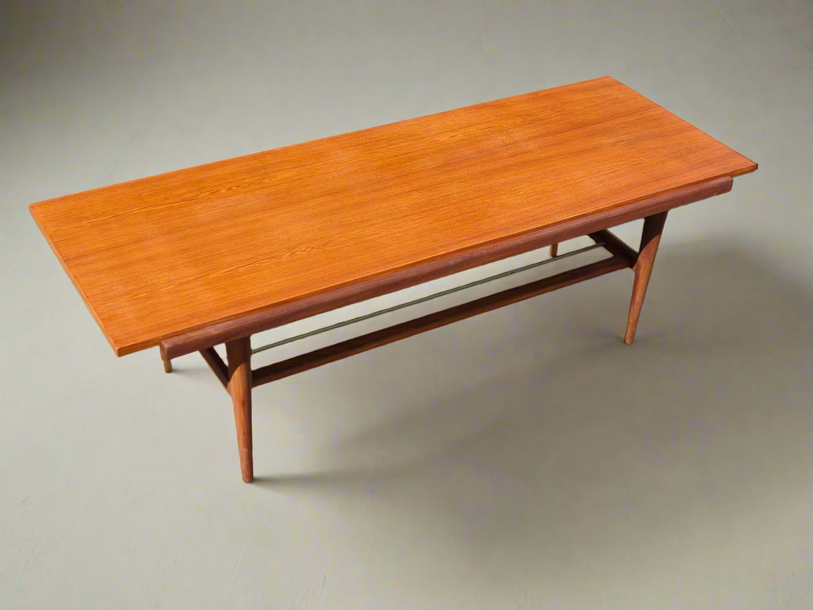 Vintage Deense Salontafel met Omkeerbaar Blad – Mid-Century Design