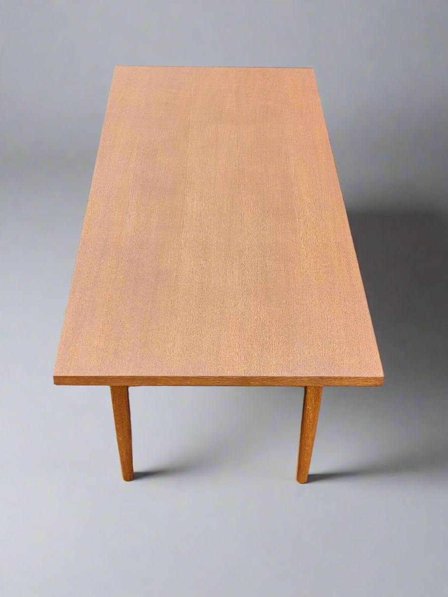 Mid-Century Oak Veneer Coffee Table – 128 x 54 cm