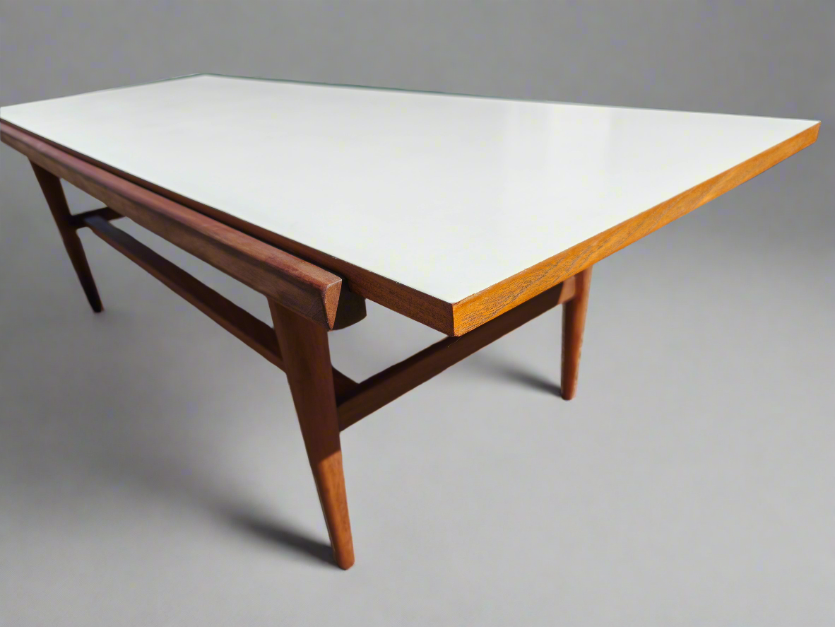 Vintage Deense Salontafel met Omkeerbaar Blad – Mid-Century Design