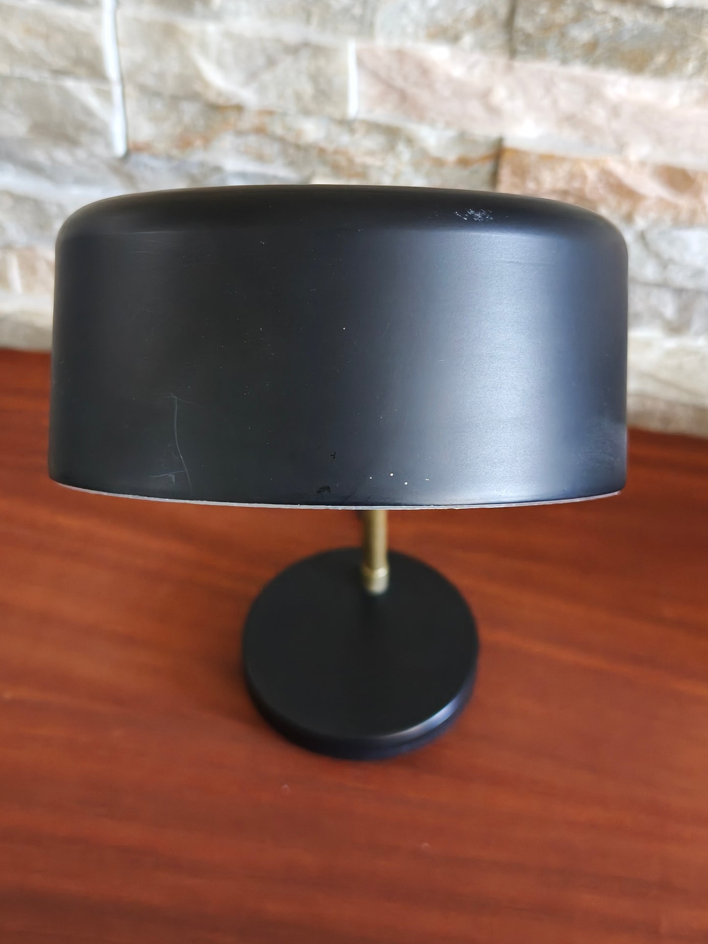 Anvia bureaulamp J.J.M. Hoogervorst – zwart met messing gooseneck (jaren '60)